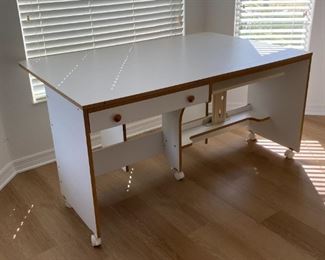sewing table