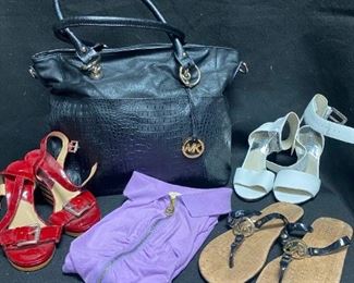 Michael Kors Sandals Blouse And Black Leather Bag