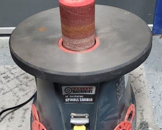 Oscillating Spindle Sander