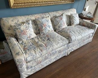 Sofa 