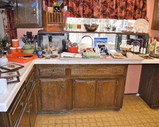 Kitchen Overview (access to garage)