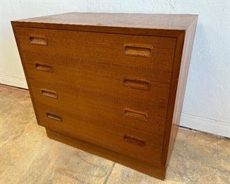 Poul Hundevad 4 drawer chest