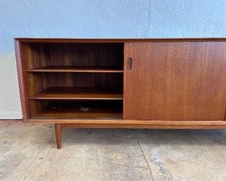 Arne Vodder for Sibast credenza. Has 3 shelves. See photos for condition. 