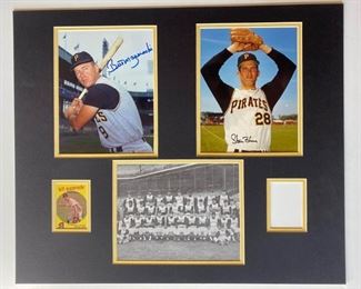Offers Welcome! Pittsburgh Pirates Bill Mazeroski Steve Blass Signed Autograph 1970s Baseball Collection 24”x20” For inquiries about the listing or if you are selling your gold or silver, please text or call 7032689529 or visit the Tysons Jewelry Store at 8373 Leesburg Pike #12, Vienna Virginia 22182