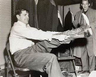 Offers Welcome! Sammy Baugh Signed Autograph Washington Redskins Two Piece Collection Set 22”x14” For inquiries about the listing or if you are selling your gold or silver, please text or call 7032689529 or visit the Tysons Jewelry Store at 8373 Leesburg Pike #12, Vienna Virginia 22182