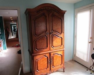 Armoire