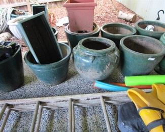 More ceramic large pots