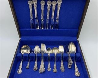 Estate lot of Towle Sterling Flatware 33.2 Troy Oz.