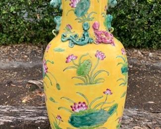 Chinese Famille Rose Porcelain Vase