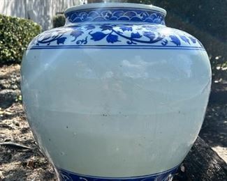 Chinese Blue & White Porcelain Jar