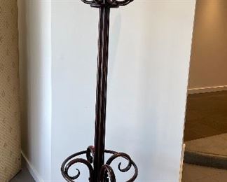 Early 20th Century Thonet-Style Carved Bentwood "Perroquet" Coat Stand. Measures 24" D x 84" H. Photo 1 of 3. 
