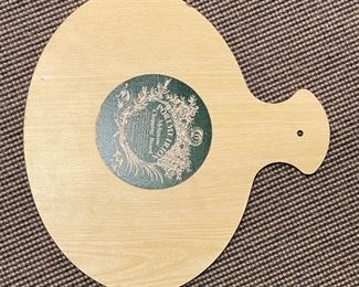 Botanic Garden Portmeirion Chopping Board. Photo 2 of 2.