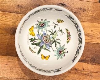 Botanic Garden Portmeirion Serveware Salad / Pasta Bowl. Photo 2 of 2. 