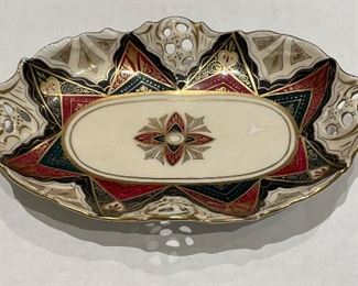 Imari Pin / Candy Dish. Photo 1 of 2. 