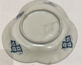 Pair of Antique Japanese Cloverleaf Imari Plates. Each Measures 9.5” x 9.5”. Photo 2 of 2. 