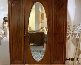 Federal-Style Mahogany Cabinet with Satinwood Inlay. Photo 1 of 4. 