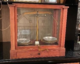 Antique Scale in Case. Photo 1 of 3. 