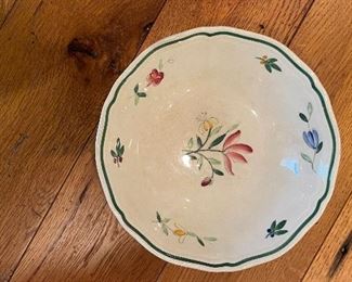 Longchamp China Set of 6 Bread & Butter, 3 Bowls
and 11 Teacup & Saucers. Photo 2 of 3. 