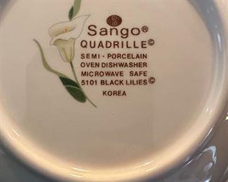 Sango Quadrille Fine China - Black Lilies
