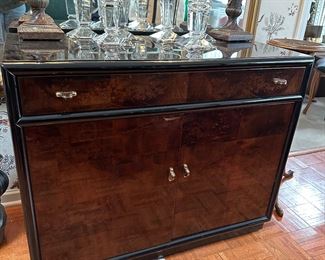 Henredon Art Deco Black High Gloss Cabinet with Expandable Top, Lead Crystal Candle Pillars