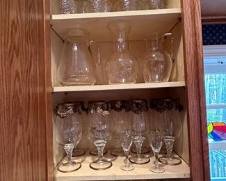 Many Sets of Drinking Glasses
