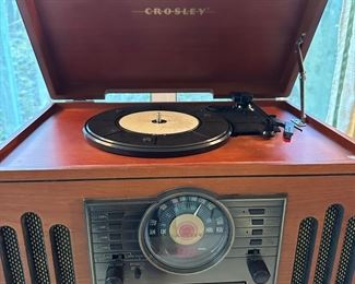 Multi-Feature Turn Table