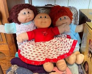 Cabbage patch dolls and clothes