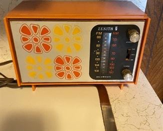 Zenith Flower Power Radio
