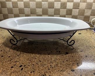 Large platter with stand