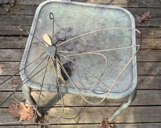 Deck - table & metal butterfly