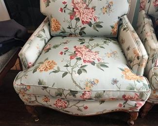 Floral arm chair 28 x 30 x 30