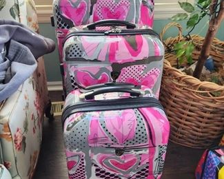 3 pc Heys rolling suitcases