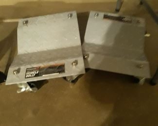 Pair vehicle dollys