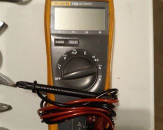 Fluke 75111 electric  meter