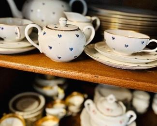 Richard Ginori breakfast set