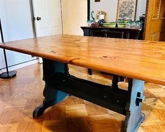 Farmhouse table