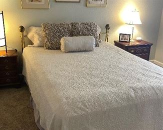 Queen Bed - Brass 