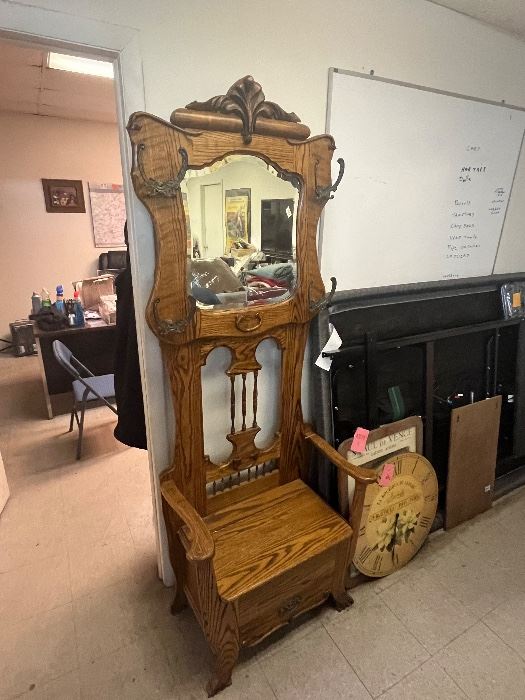 JEWELS TO TOOLS MULTI ESTATE SALE in Scranton, PA starts on 2/11/2023