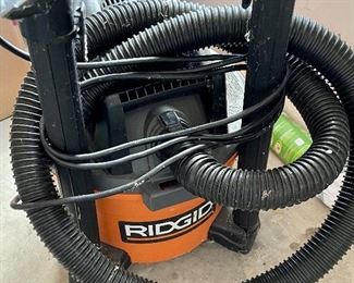 Ridgid shop vacuum w/ accessories