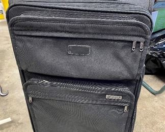 Clean, newer suitcases ready for a trip!