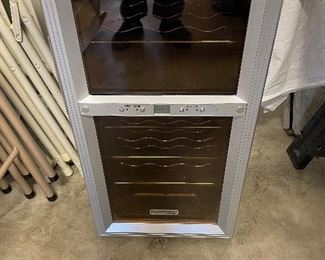 Dual zone wine cooler - works