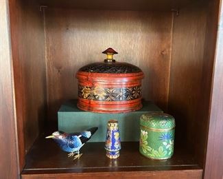 Antique round box with great decoration. Cloisonné bird, shaker and lidded round box.