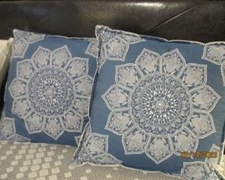Decorative pillows