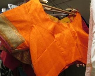 Short blouse for over Saree