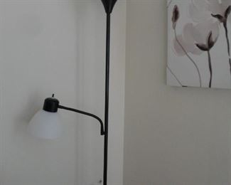 FLOOR STANDING LAMP