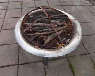 FIRE PIT