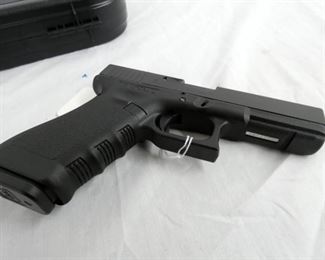 VIEW 3 GLOCK 17 G3 9MM