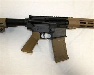 VIEW 2 CLOSEUP WYLDE CARBON FIBER