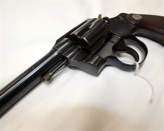 VIEW 4 OFFICAL POLICE REVOLVER