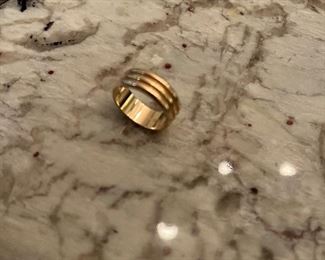 14kt gold ring
